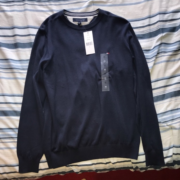 Tommy Hilfiger Other - Tommy Hilfiger Sweater